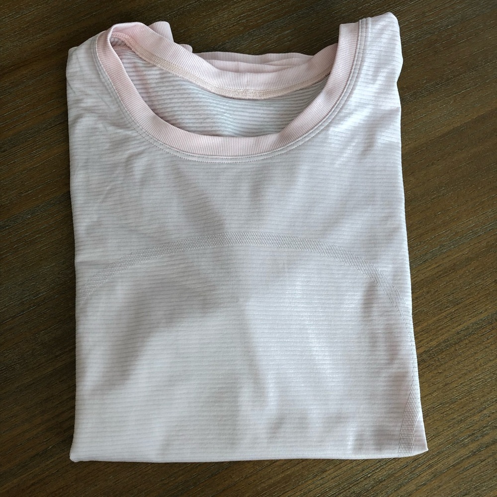 Lululemon Swiftly Breathe SS Shirt
